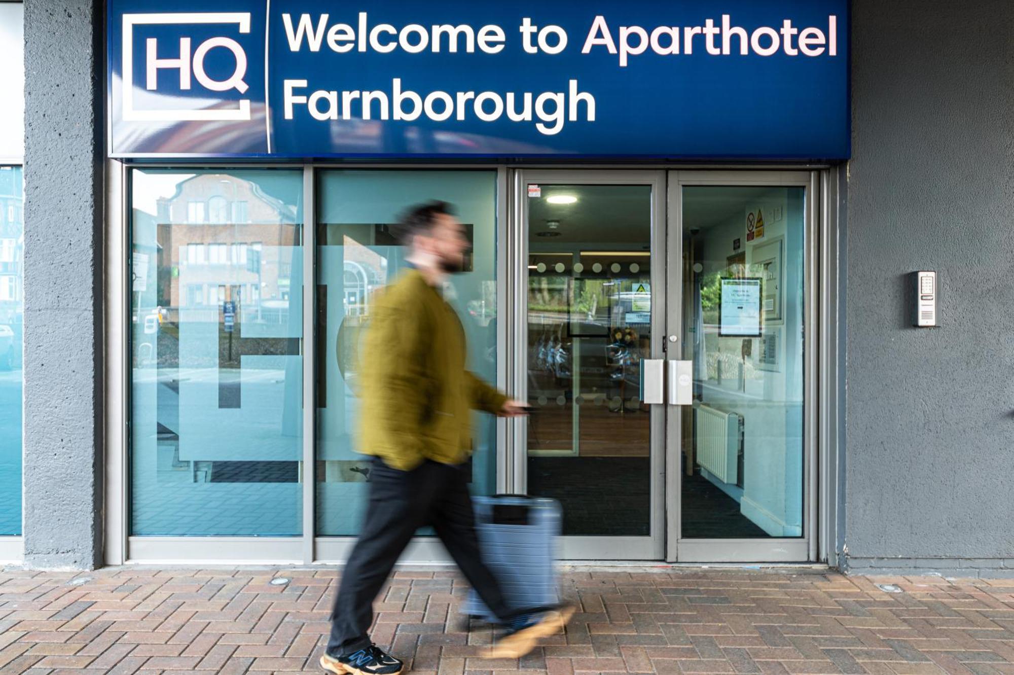 Hq Aparthotel Farnborough Farnborough  Exterior photo